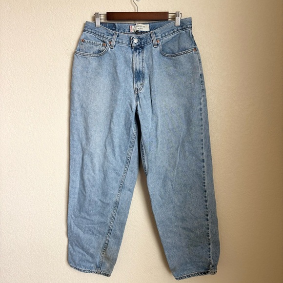 Levi's Denim - Levi's Blue Relaxed Fit Womens Jeans High-Waisted Comfort Fit Size 34 Outdoor